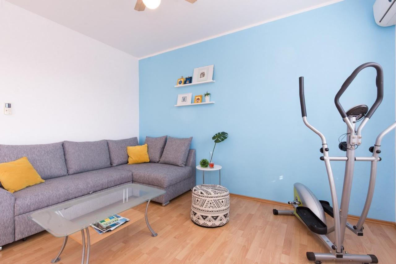Apartments Mirjana * Central Location And Close To Beach Punat Extérieur photo